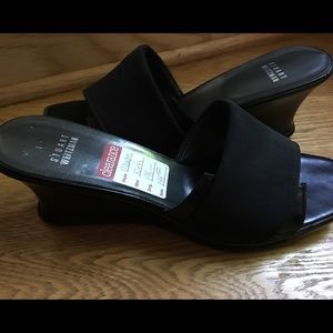 Brand new Stuart weitzman open toe sandals